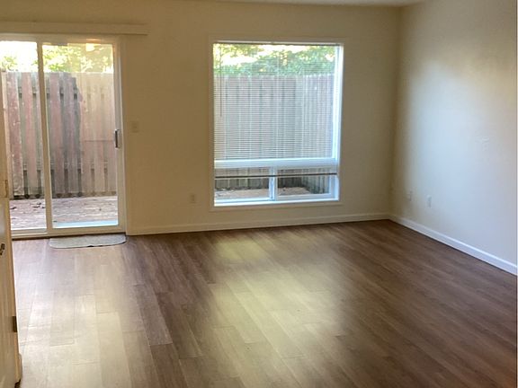 3rd image of 66 NW 33rd Pl Unit F