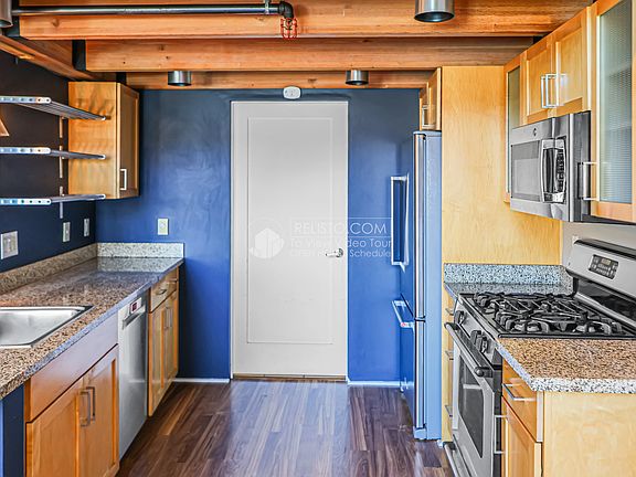 3rd image of 380 10th St Unit 24
