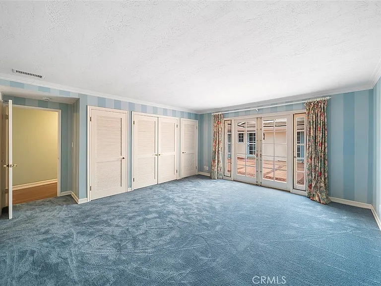 905 Emerald Bay — Photo 25