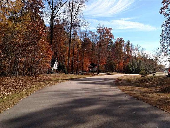 3rd image of LOT 17 Creekside Dr Lot 17