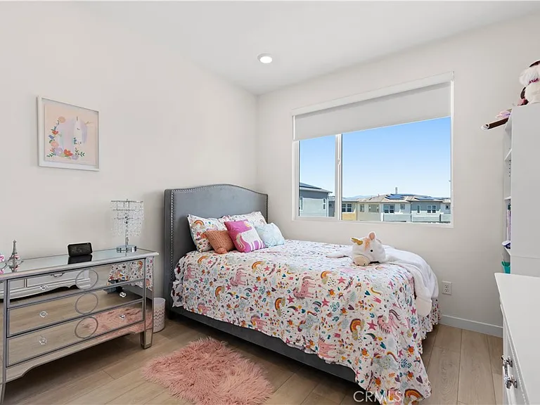 27553 Sanctuary Ct — Photo 15