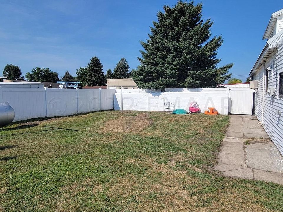 163 Wiley Ave N, Lidgerwood, ND 58053 Zillow