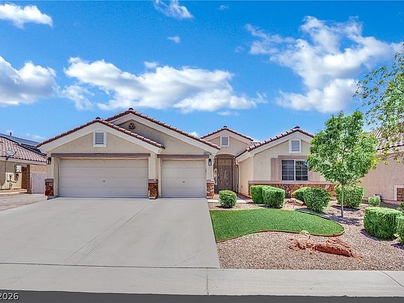 2nd image of 5022 Mirage Garden St