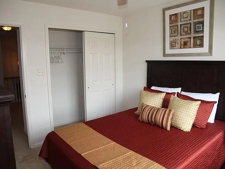 Second bedroom