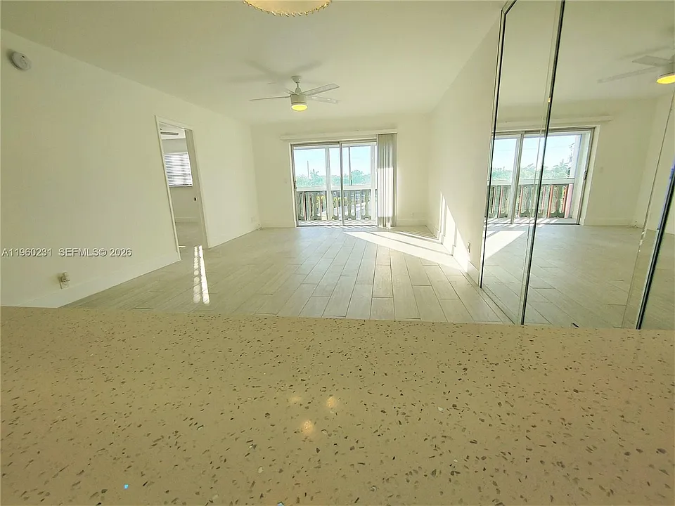 215 SE 3rd Ave #307C