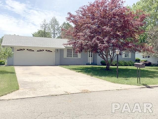 128 Poplar St, Canton, IL 61520 | Zillow