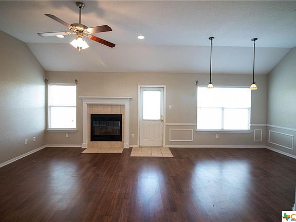 3rd image of 1009 Westway Dr