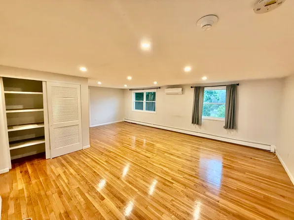 40 Stone St #5R, Beverly, MA 01915