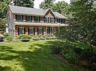 6162 Mint Springs Dr, Warrenton, VA 20187
