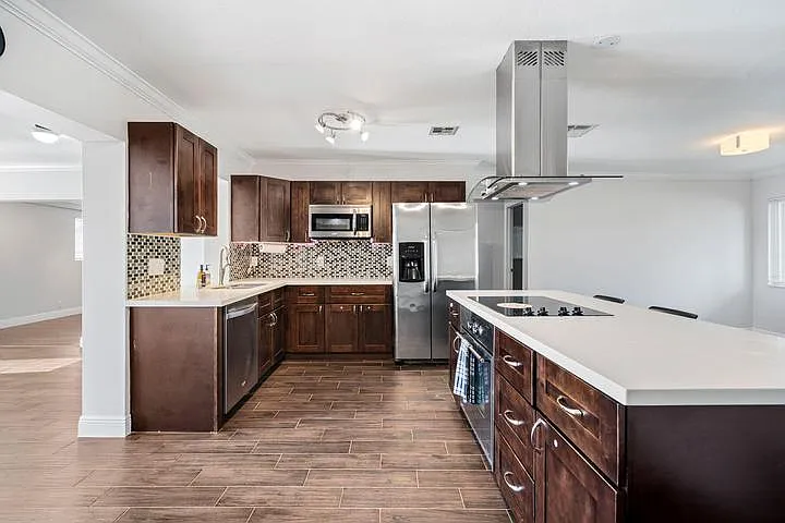 4 bed, 1868 sqft, $3,500 — Photo 3