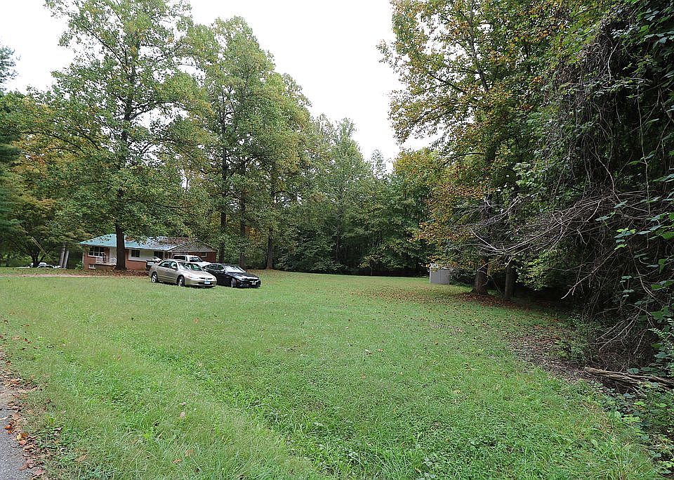 1st image of 101 Parkview Dr
