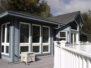1st image of 4554 Woodview Ln