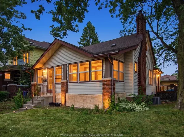 2292 Dougall Ave, Windsor, ON N8X 1S8