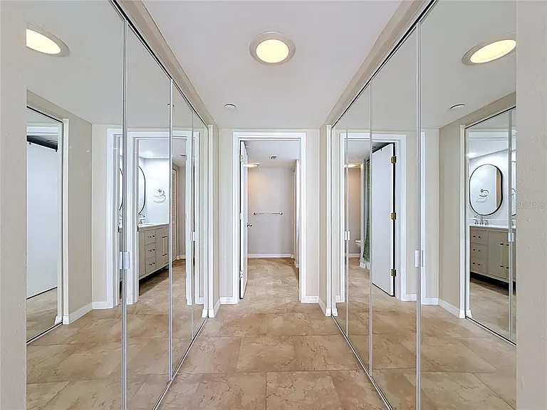 1480 Gulf Blvd #611 — Photo 25