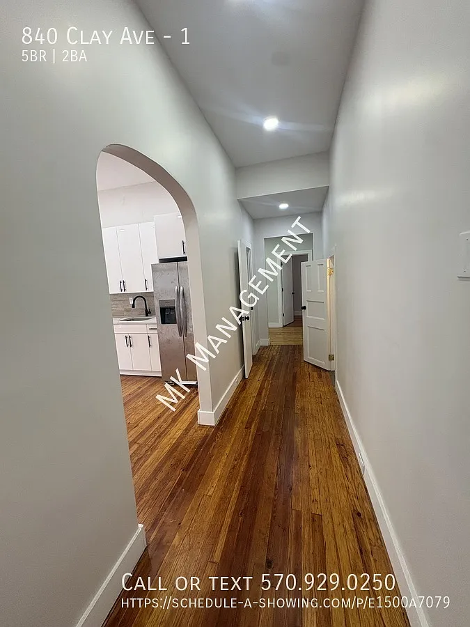 5 bedroom/ 2 bathroom — Photo 4
