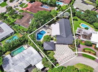 Oak Forest, Miami, FL 33179