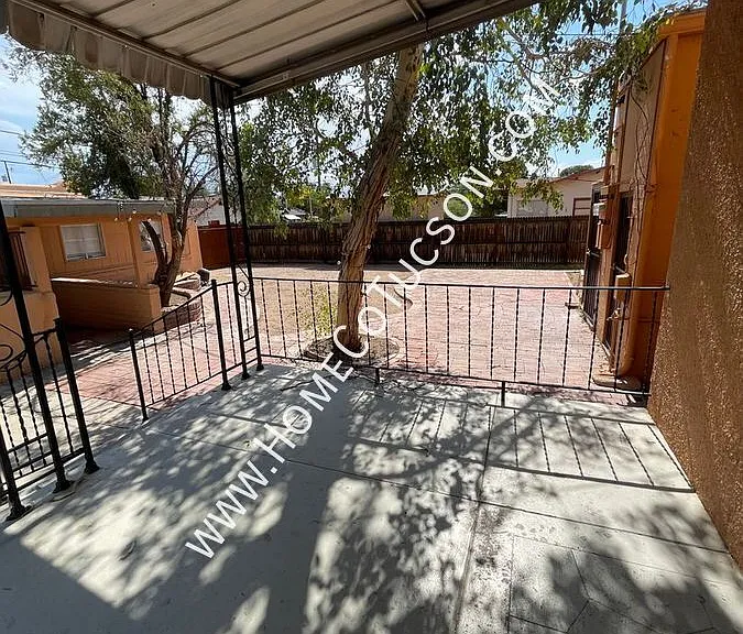 544 E Speedway Blvd — Photo 20