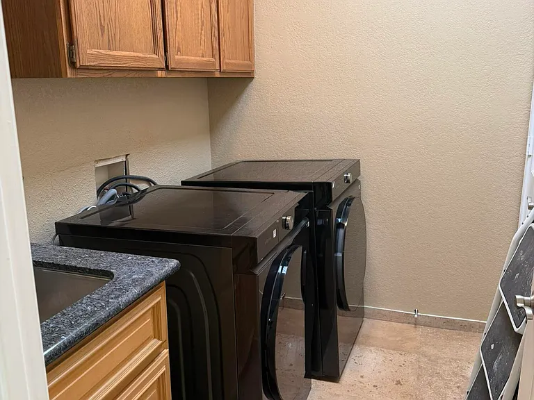 8377 E Thoroughbred Trl — Photo 36