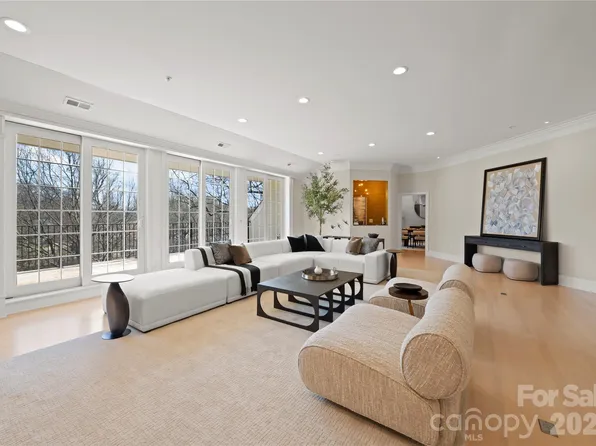 974 Queens Rd, Charlotte, NC 28207