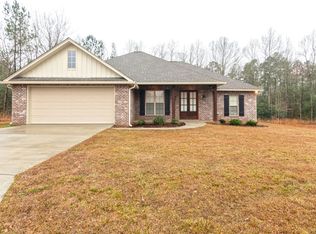 45 Zachary Dr, Hattiesburg, MS 39402