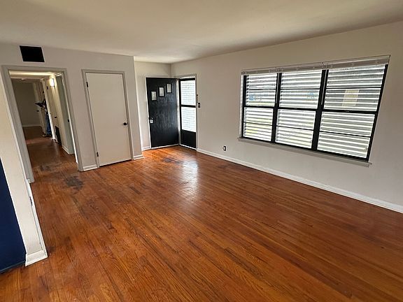 4th image of 1002 Belmeade Dr