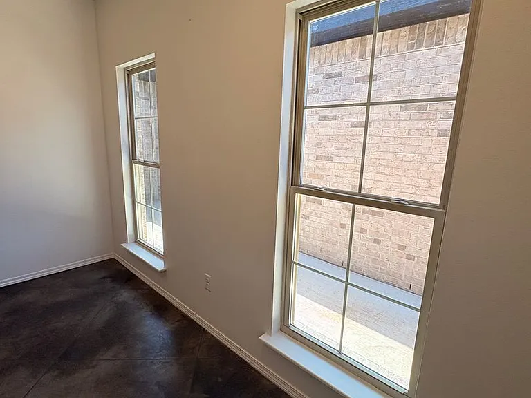 10303 Stone Meadow Dr — Photo 3