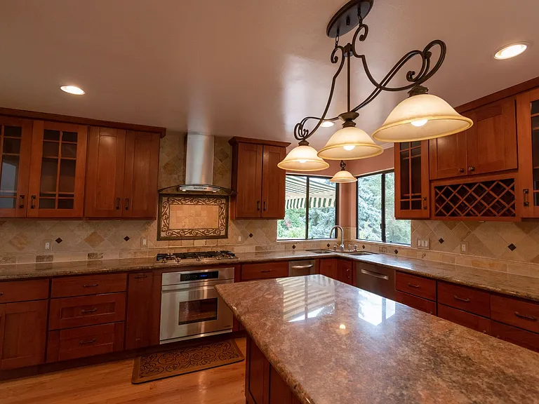 22688 Riva Ridge Rd — Photo 9