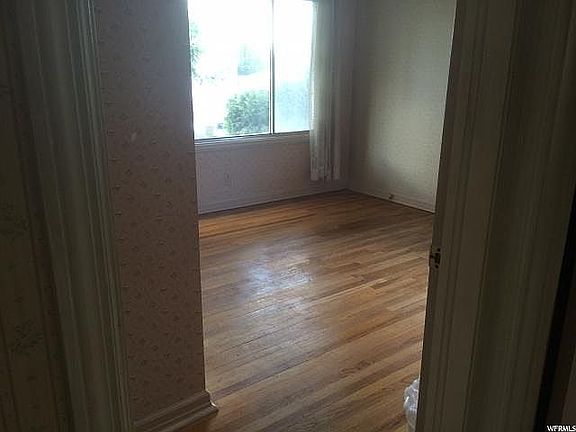 2nd image of 2931 S McClelland St
