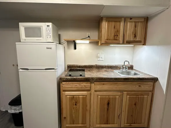210 E North St, Rapid City, SD