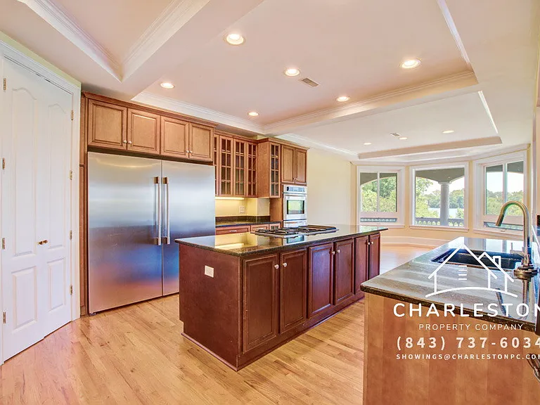 1739 Indigo Island Dr — Photo 11
