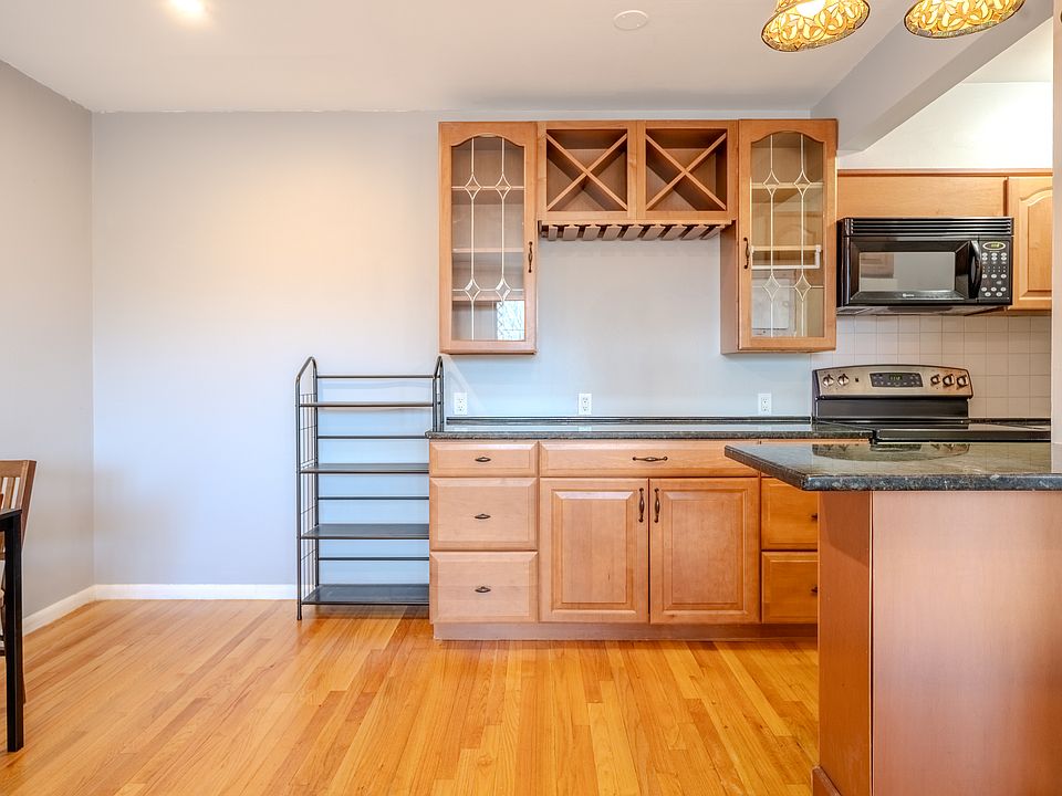Renovated Island and extra cabinet and counter space