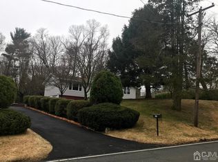 406 Grace Hill Rd, Monroe Township, NJ 08831