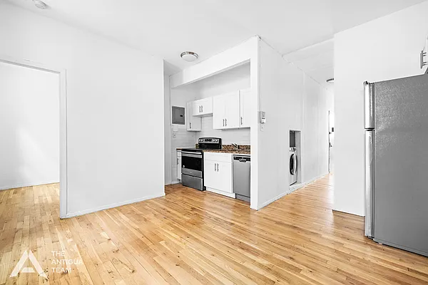 Rented by Compass | media 7