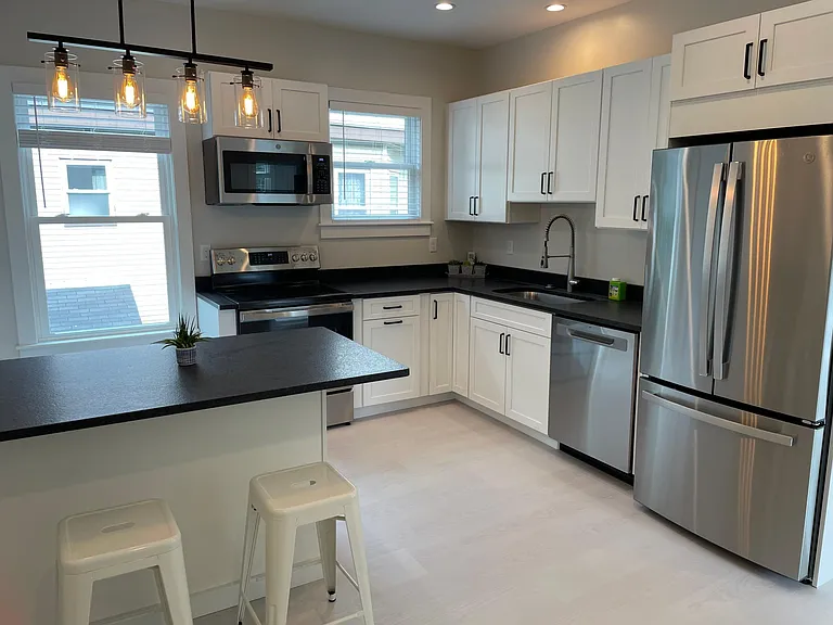 941 Broadway #1 — Photo 1