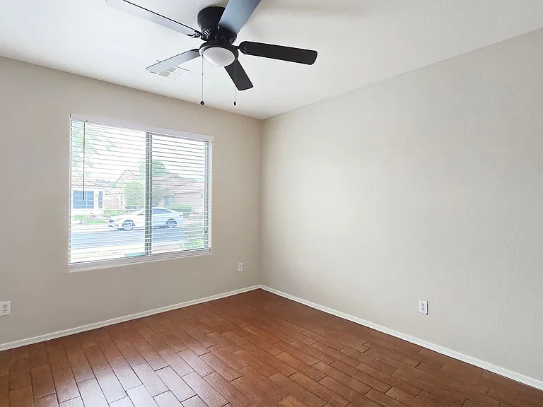 25805 W Dunlap Rd — Photo 15