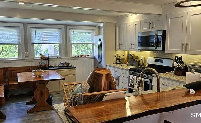 50 Fairwood Ave — Photo 4