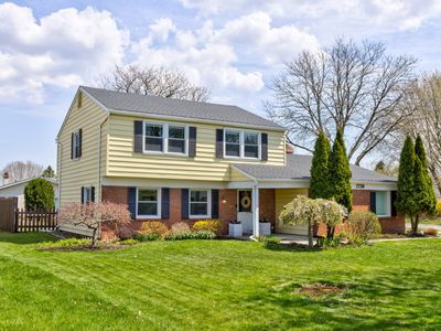 2736 Windsor Dr, Troy, MI, 48085