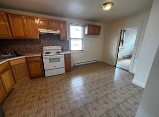 262 Bayville Ave FLOOR 2, Bayville, NY 11709