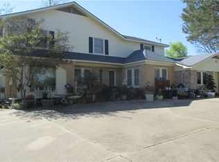 1611 W Walnut St, Paris, AR 72855