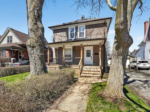 84 State St, Welland, ON L3B 4K5