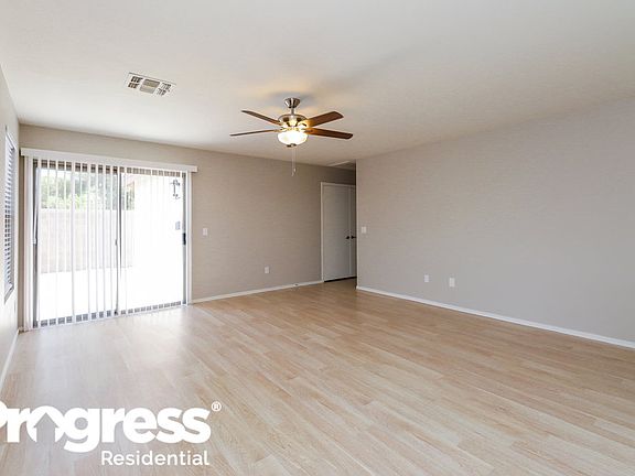 3rd image of 2054 E Spruce Dr