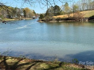 4677 Stratford Ln, Denver, NC 28037