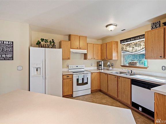 4th image of 9502 150th Street Ct E