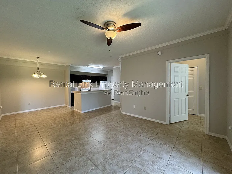 11530 Villa Grand #1121 — Photo 9