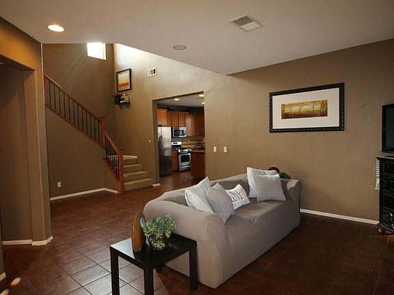 5th image of 12931 Cobblestone Ln