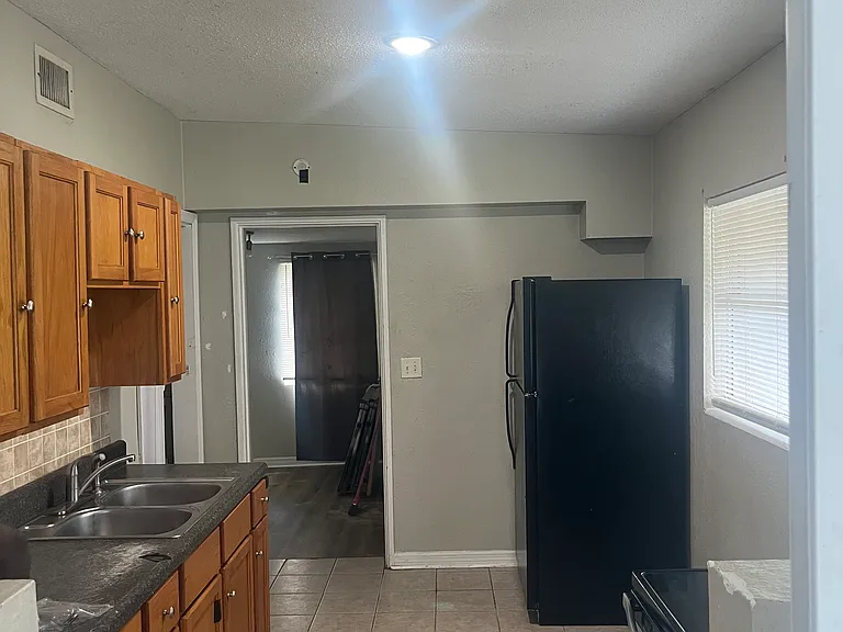 113 Country Club Cir — Photo 3