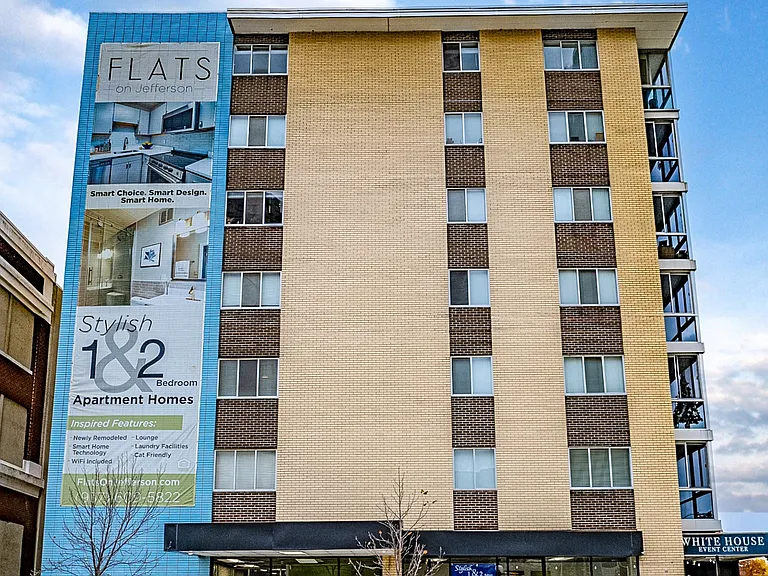 The Flats on Jefferson — Photo 2