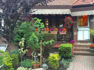 2839 172nd St, Flushing, NY 11358