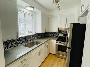 Lomelk Bungalows LLC, Glendale, CA 91205