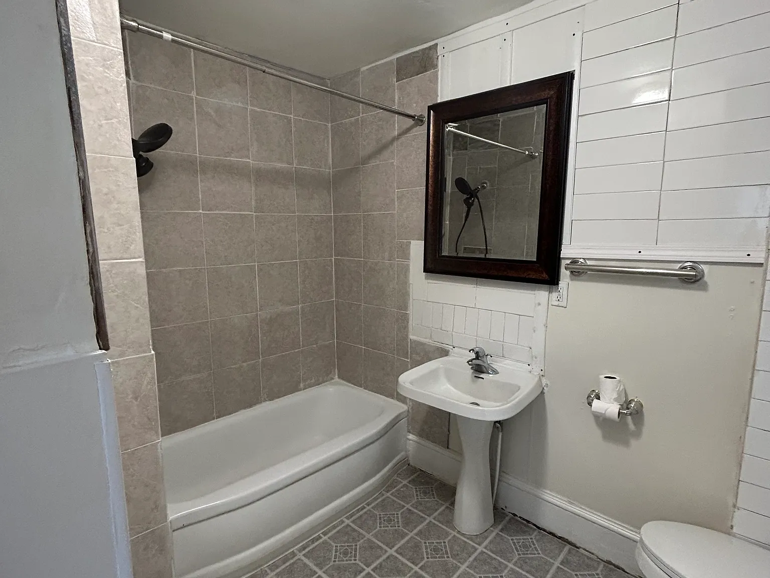 2 bed, 1100 sqft, $1,500 — Photo 3
